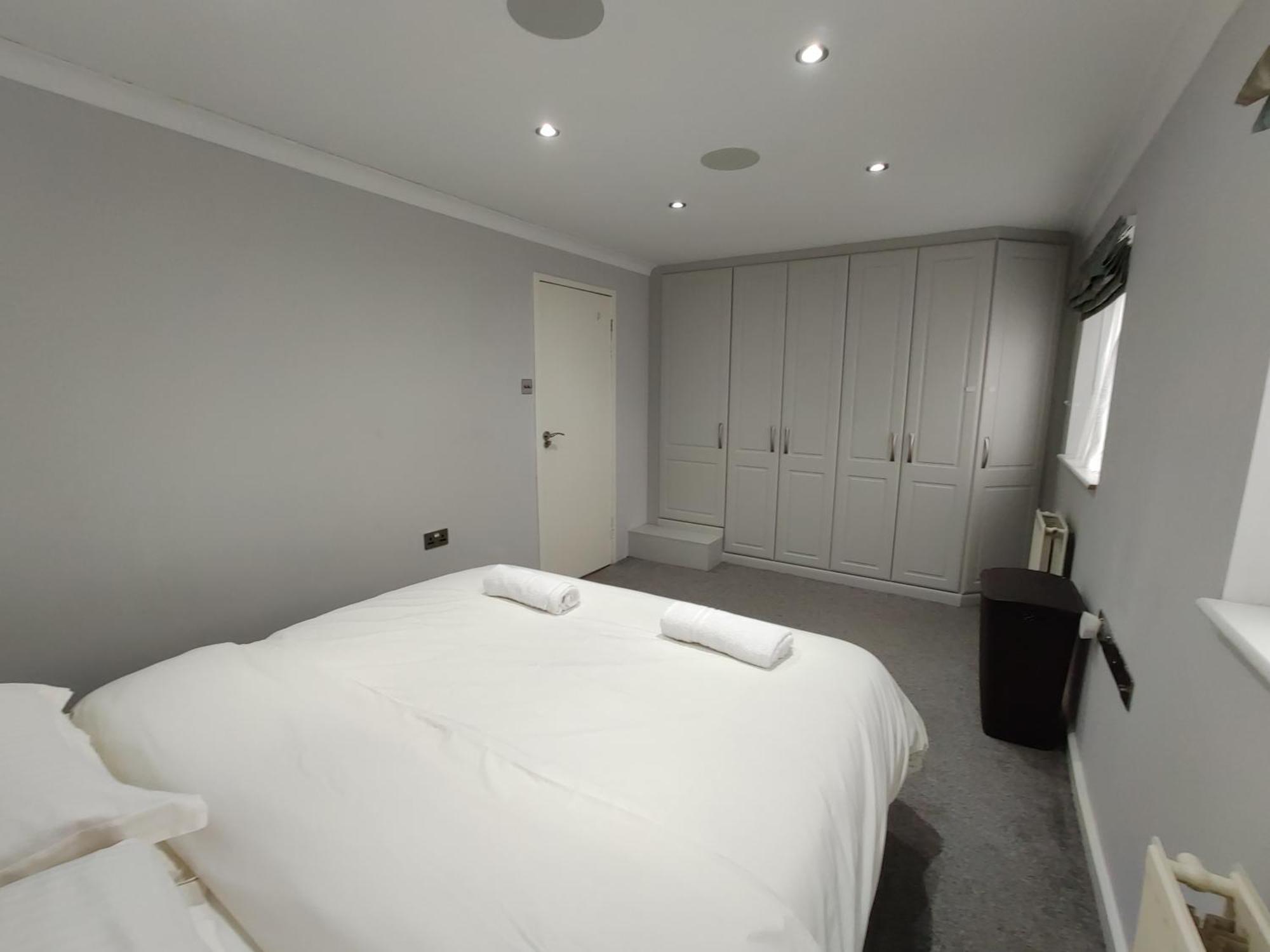 Elegant 3-Bedroom Home, Sleeps Up To 5 Guest. South Ockendon Exterior foto